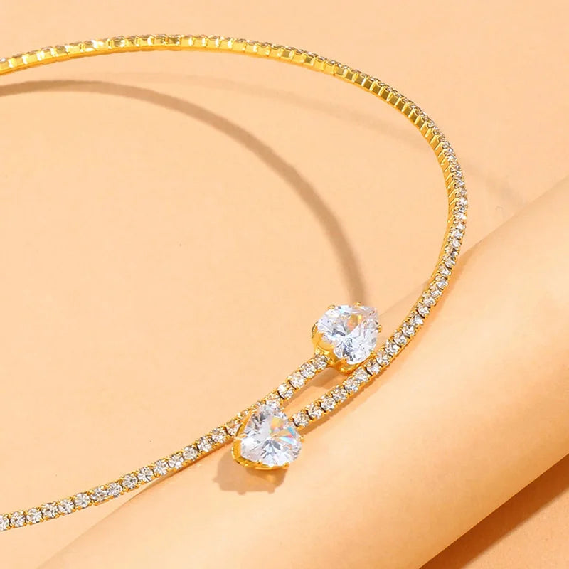 Colar Gargantilha Strass Design Neogótico